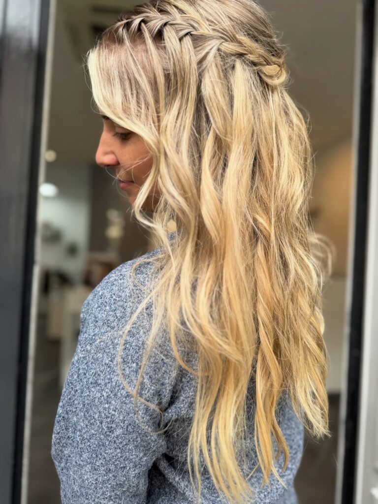 Damenhaarschnitt Bernburg